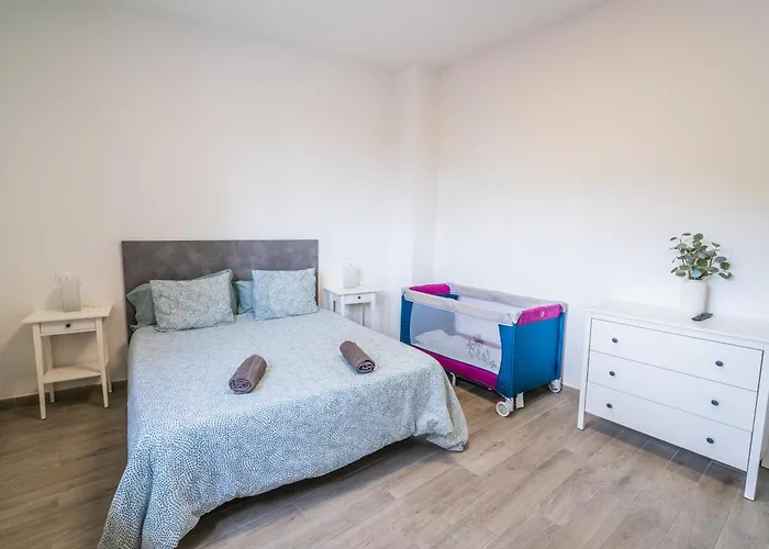 El Puente Holiday Home-Ii 8,1Kms Airport